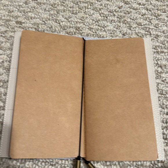 Wanderings Travelers Leather (color Oat) Notebook 8.5x4.5 - Picture 5 of 7